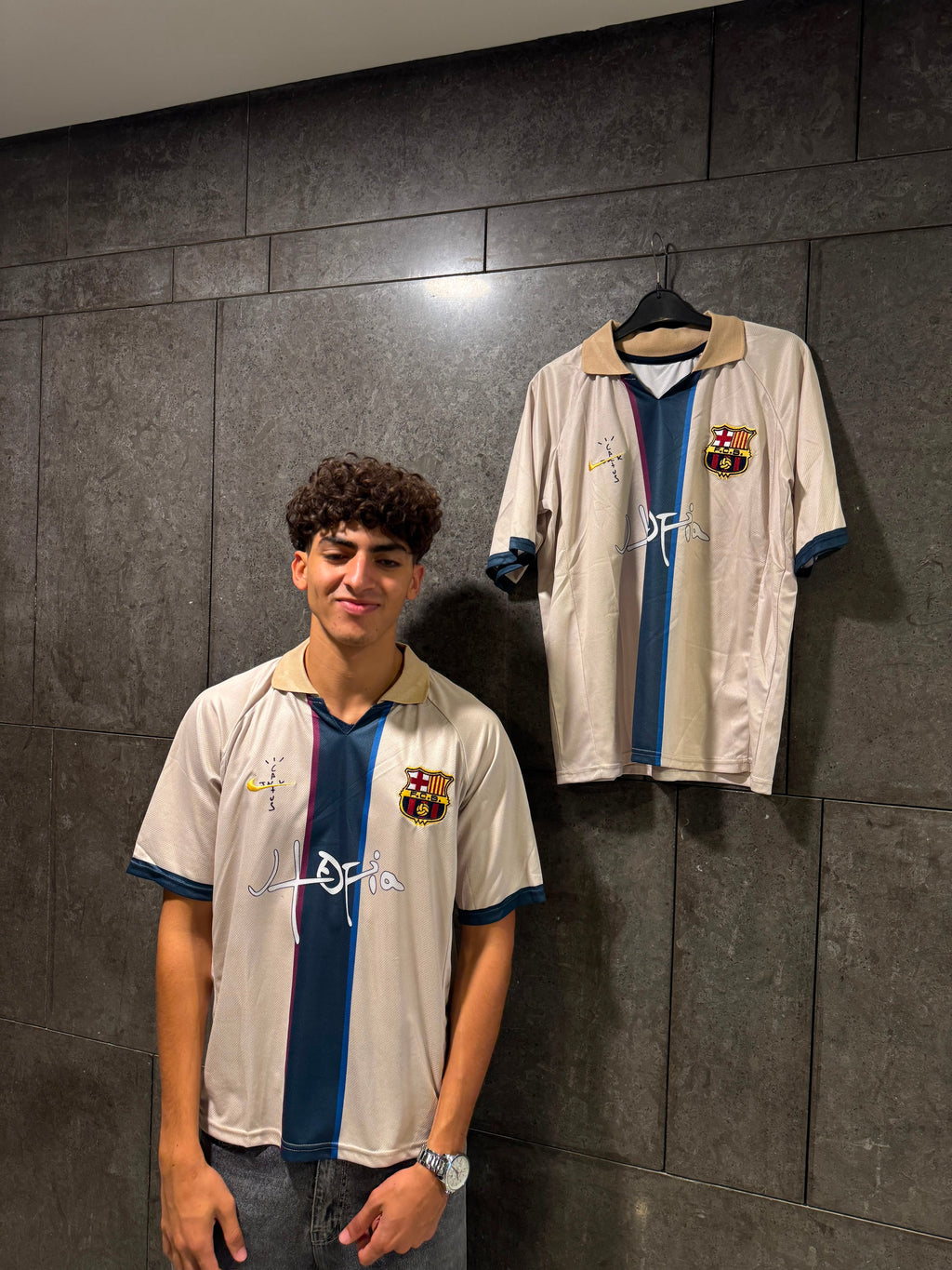 Barcelona x Utopia Vintage 03/04 away kit