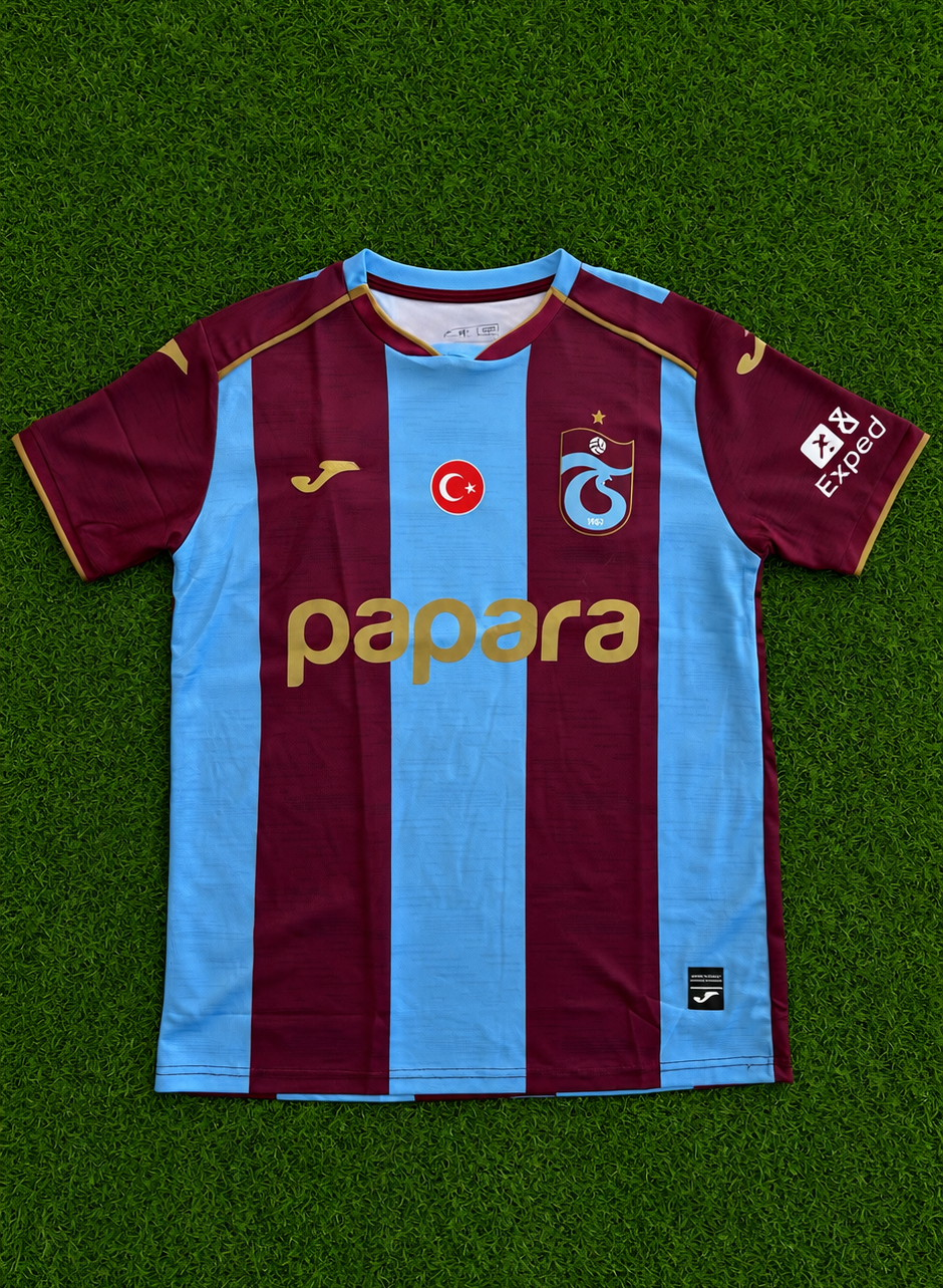 Trabzonspor 26/27 Home Kit – Salah Edition.
