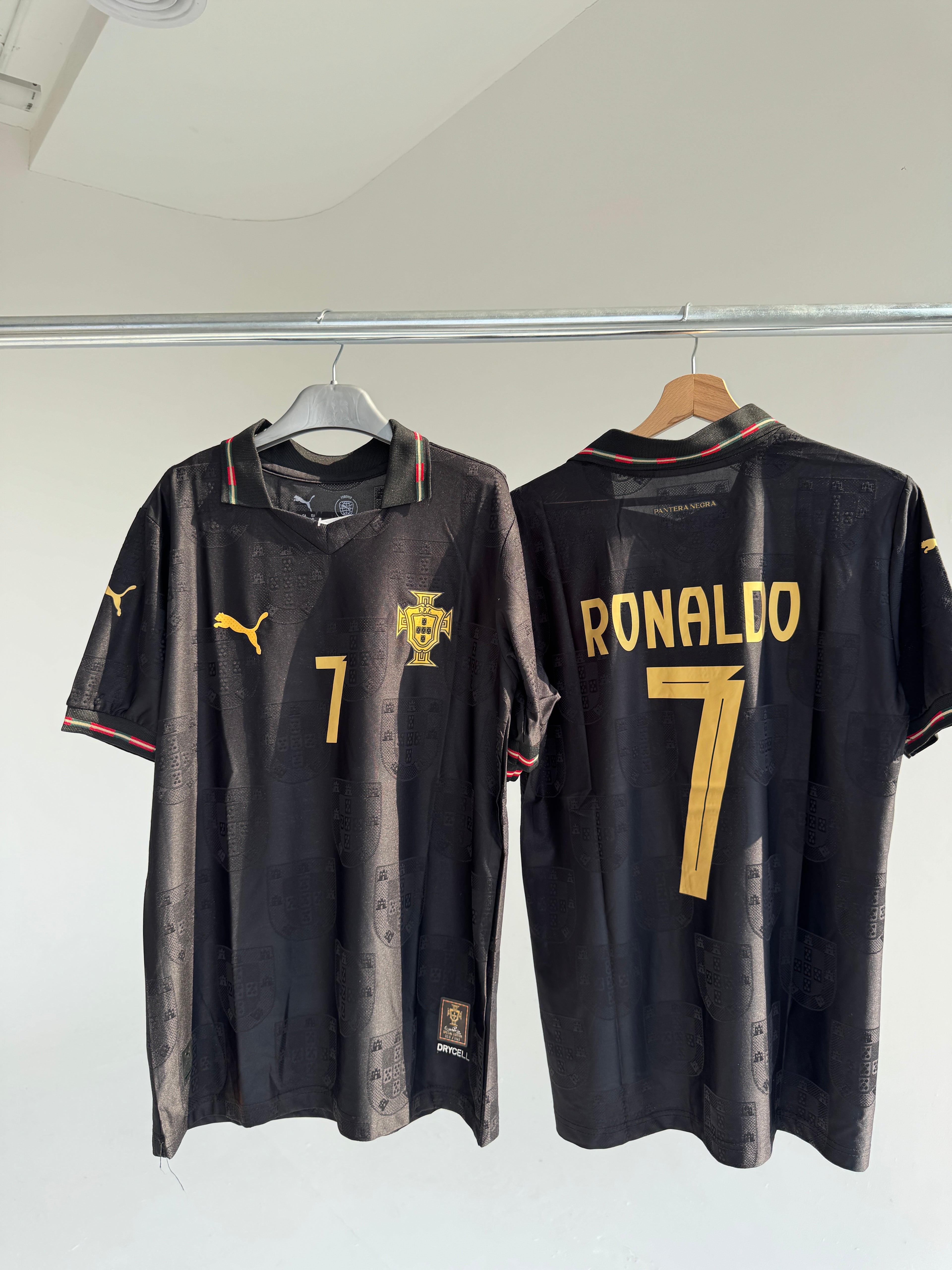 Portugal Black Special Kit "Ronaldo Edition"