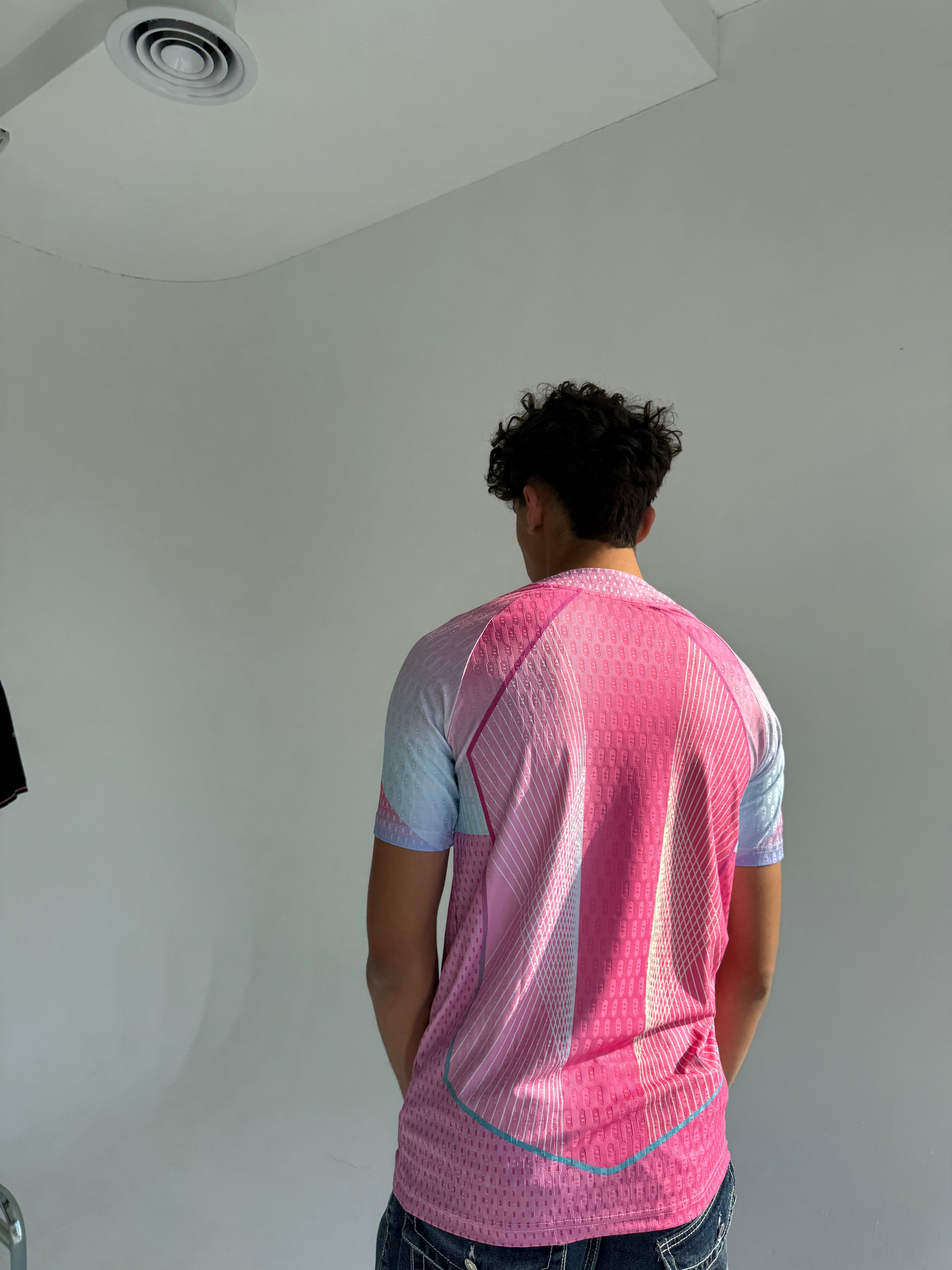 Barcelona 25/26 Special Edition Pink Kit