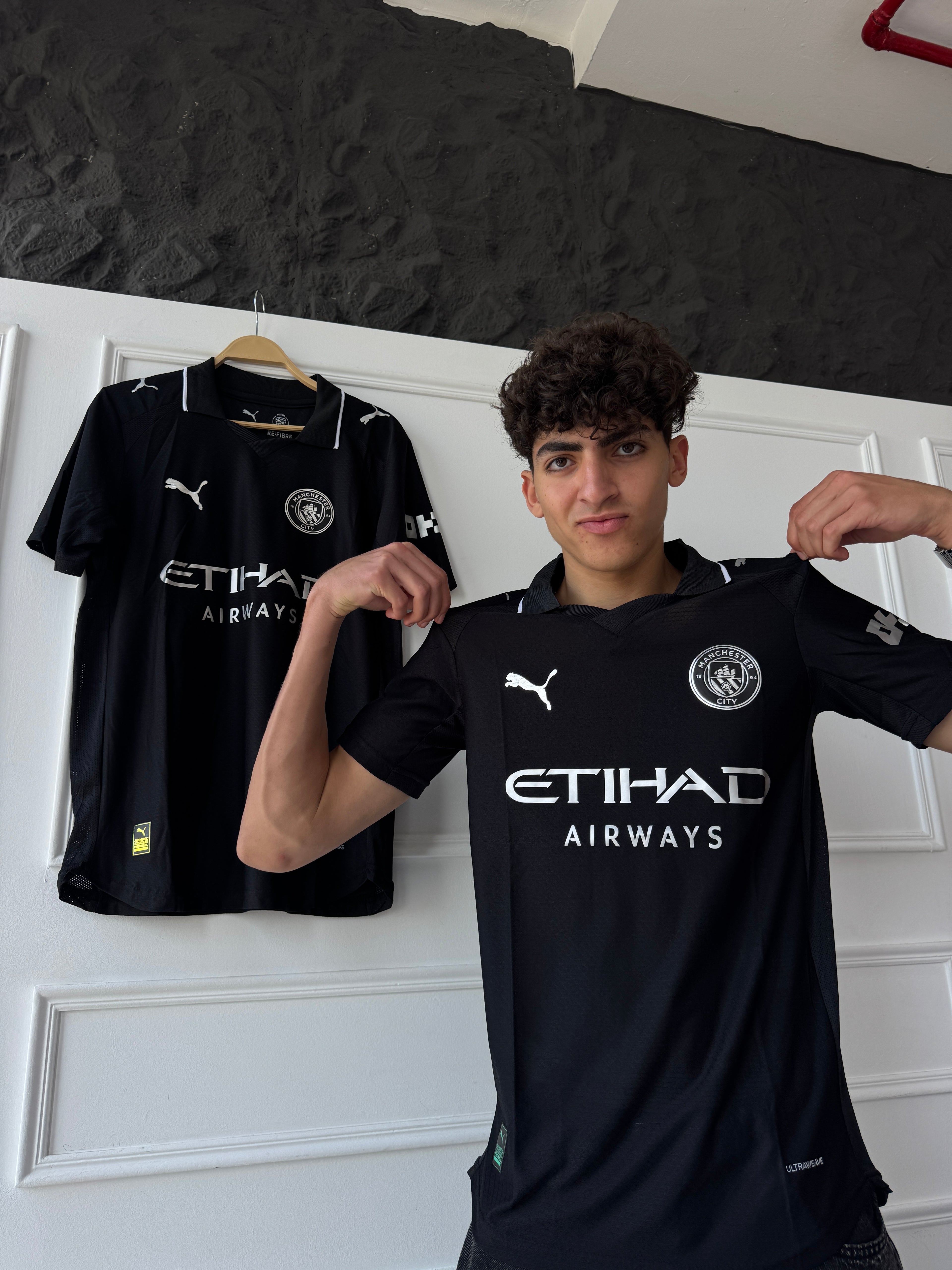 Manchester City 2025/26 Away Kit