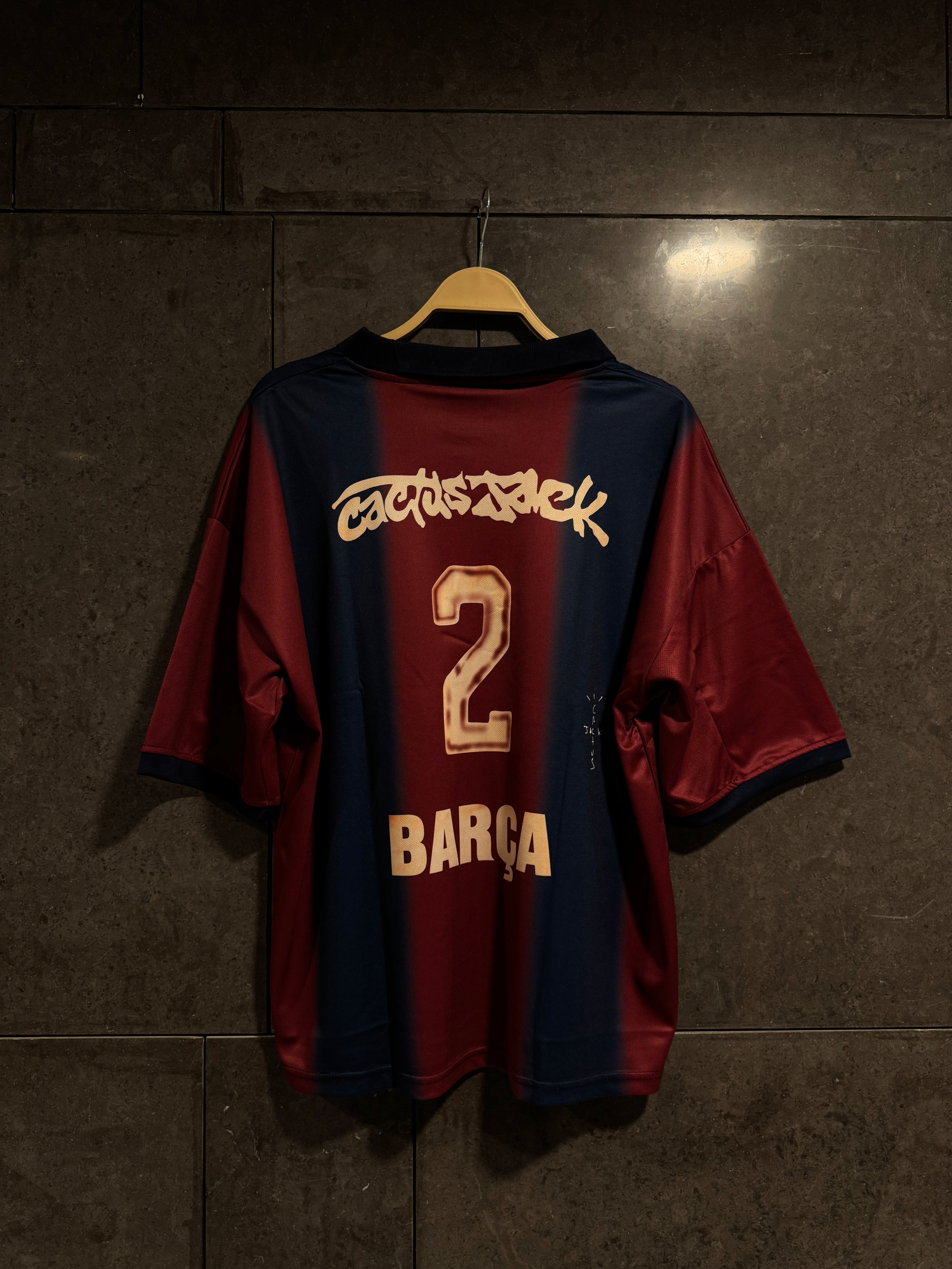 Barcelona x Travis Scott Vintage 2000/01 Home Skeleton Kit