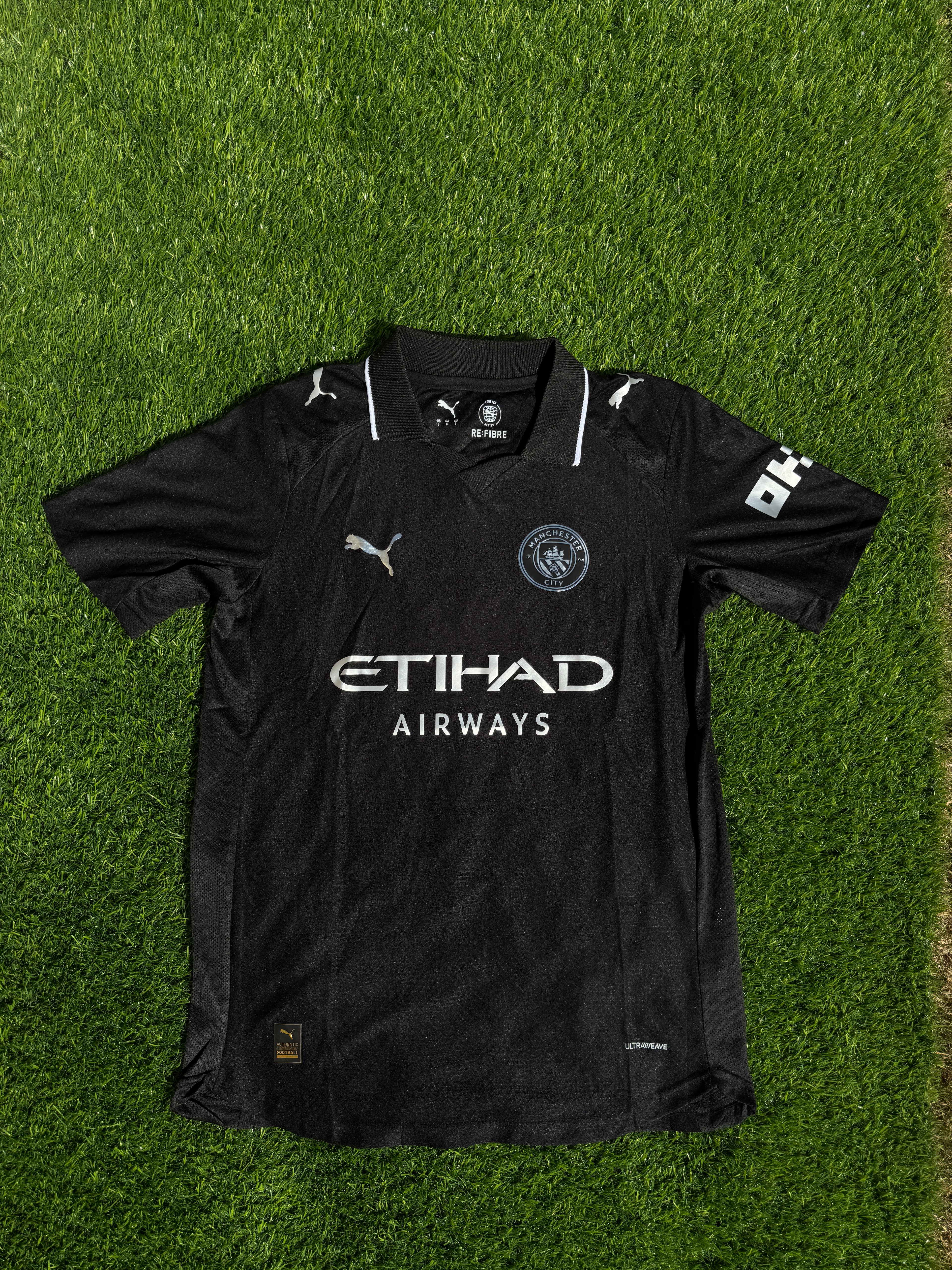 Manchester City 2025/26 Away Kit